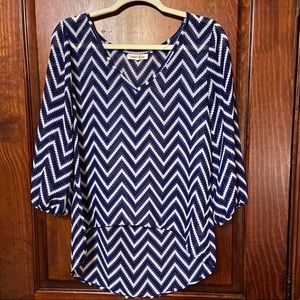 Women’s top, small